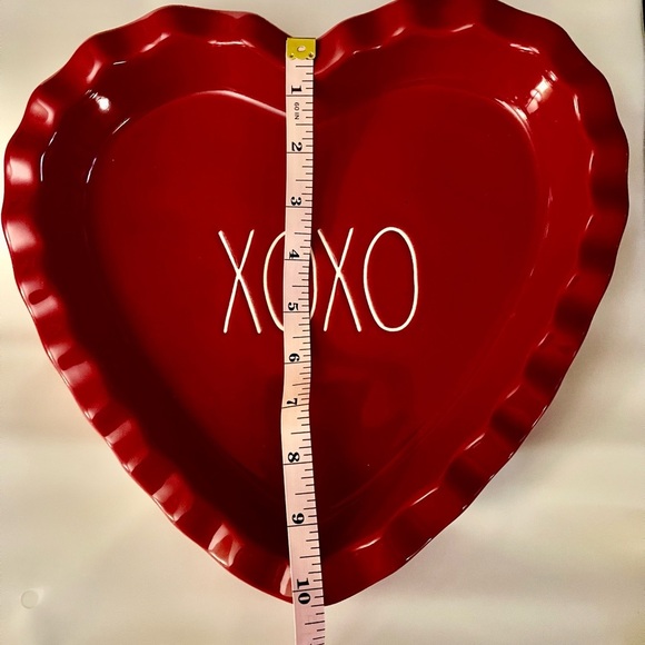 Rae Dunn heart shaped dish - Picture 4 of 5
